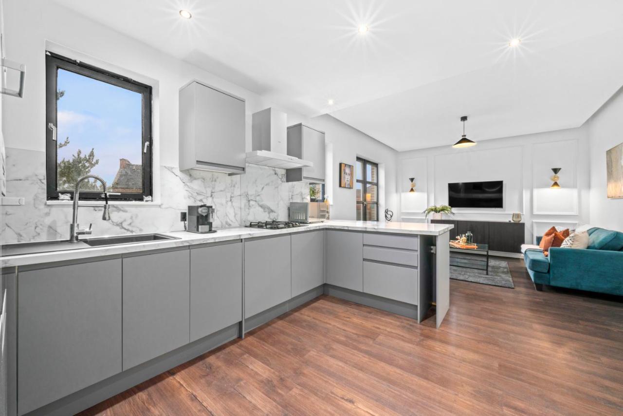 Modern Apartment With Free Parking Near Town & Glasgow Green エクステリア 写真